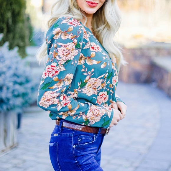 Antique Floral Bodysuit - Picture 4 of 7